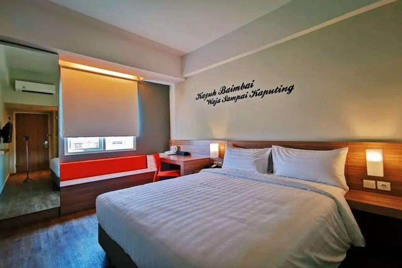 Zuri Express Hotel 3*